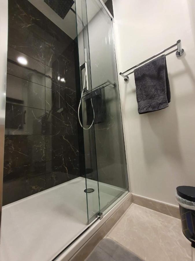 La Forteresse - Jacuzzi/Sauna - Centre Historique Apartment รูออง ภายนอก รูปภาพ