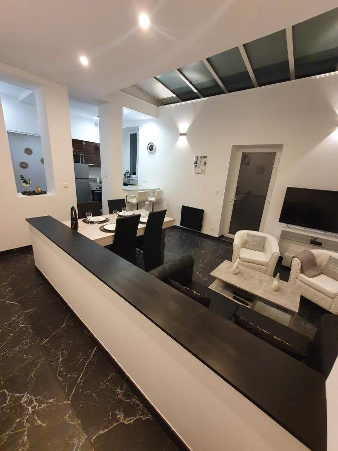 La Forteresse - Jacuzzi/Sauna - Centre Historique Apartment รูออง ภายนอก รูปภาพ