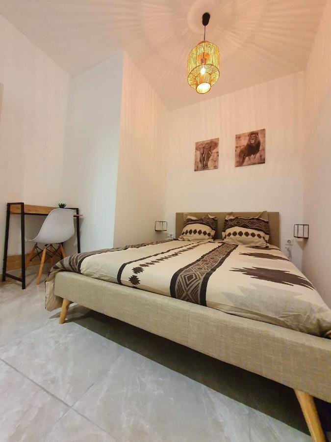 La Forteresse - Jacuzzi/Sauna - Centre Historique Apartment รูออง ภายนอก รูปภาพ